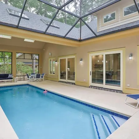 27 Kingston Rd. Villa